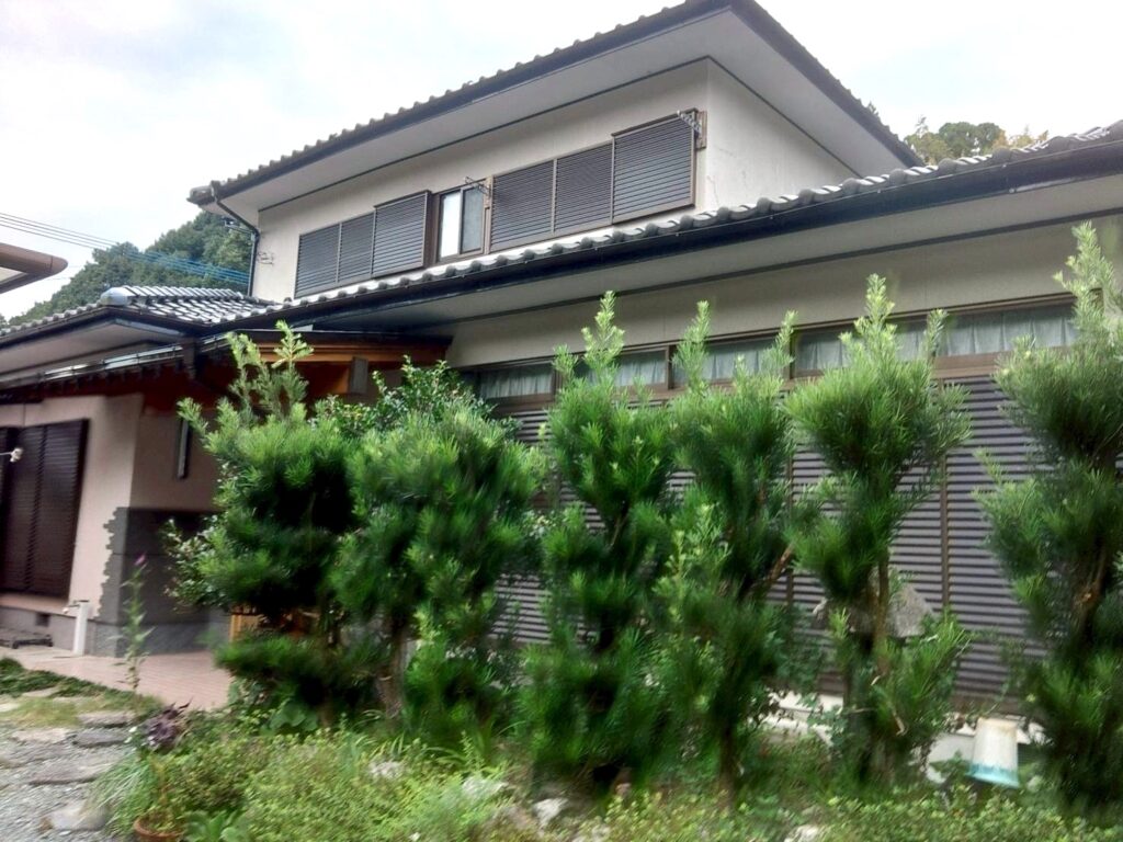 八女市　I様　外壁完工２